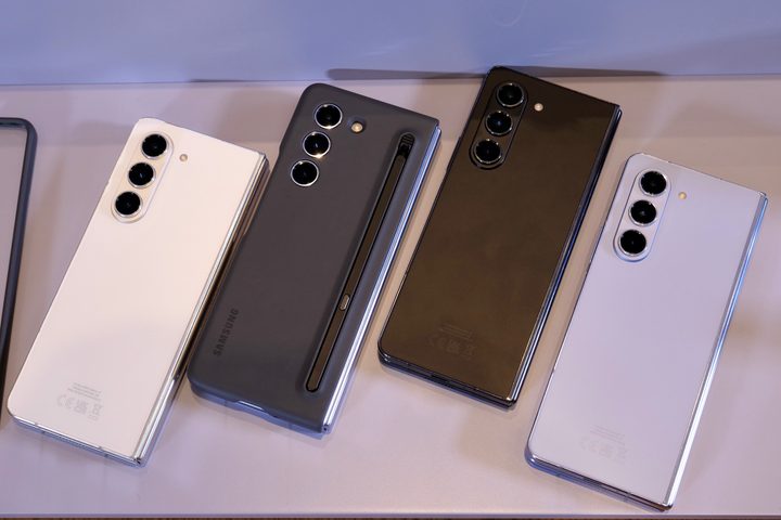 The Samsung Galaxy Z Fold 5's colors, and S Pen case.