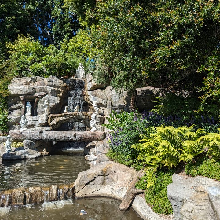 Snow White fountain at Disneyland taken with Google Pixel Fold main camera.