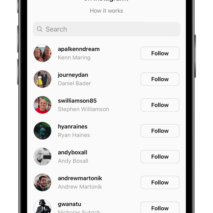 Signing up for an Instagram Threads account.