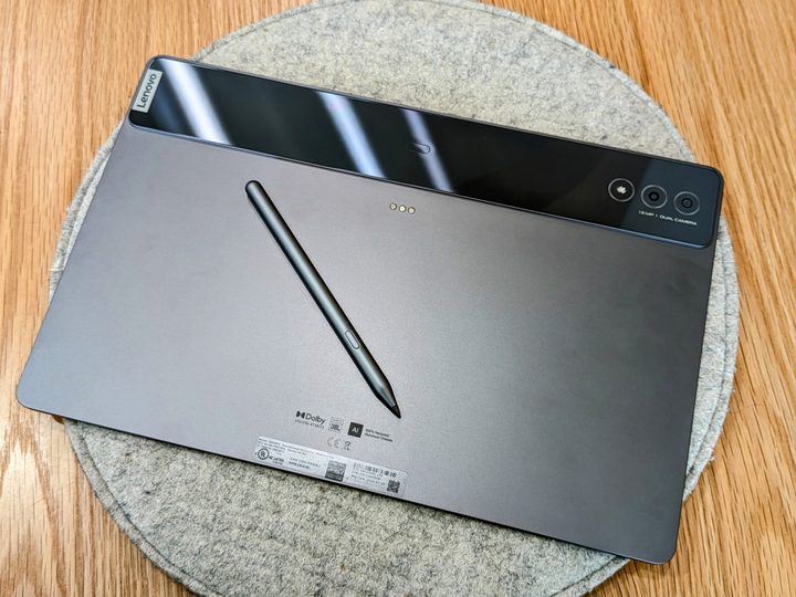 Back of a Lenovo Tab Extreme with Precision Pen 3.