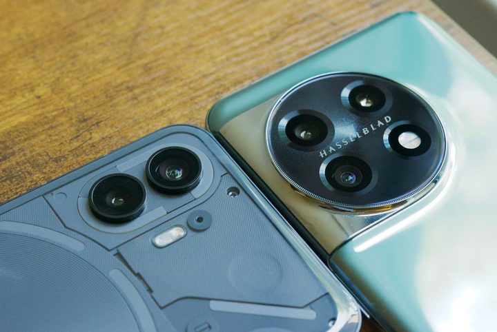 Nothing Phone 2 next to the OnePlus 11.
