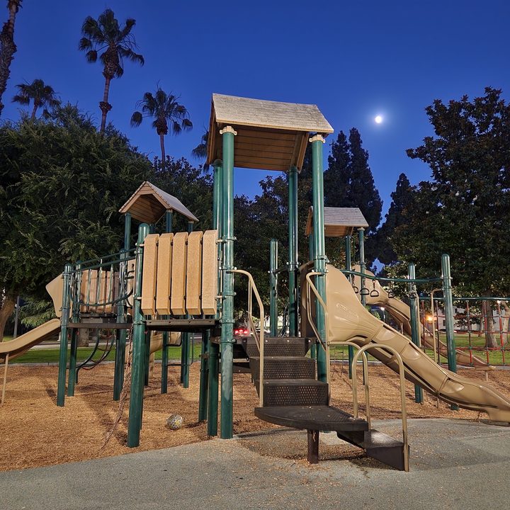 Park playground Night Sight taken with Samsung Galaxy Z Fold 4.