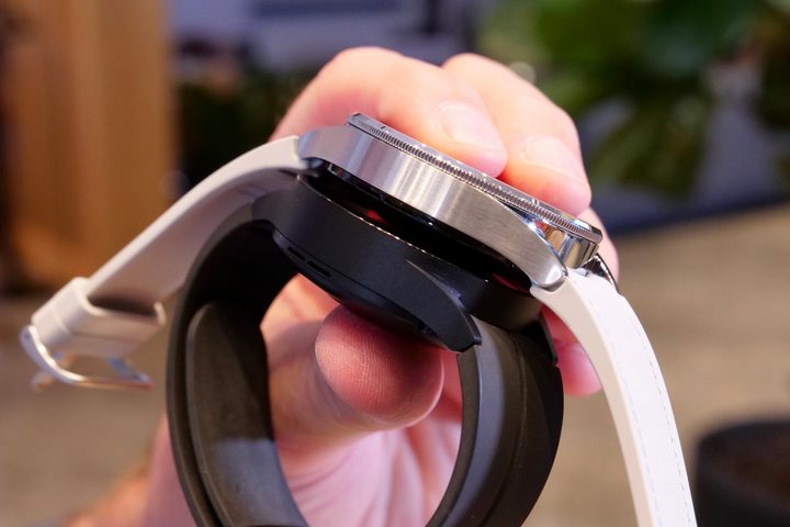 The Samsung Galaxy Watch 6 Classic and Galaxy Watch 5 Pro, showing the side of the case.