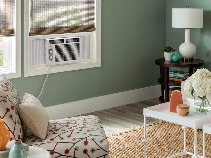 The Frigidaire FFRA051WAE in a window.