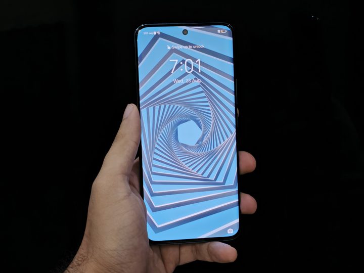 Honor 90 display.