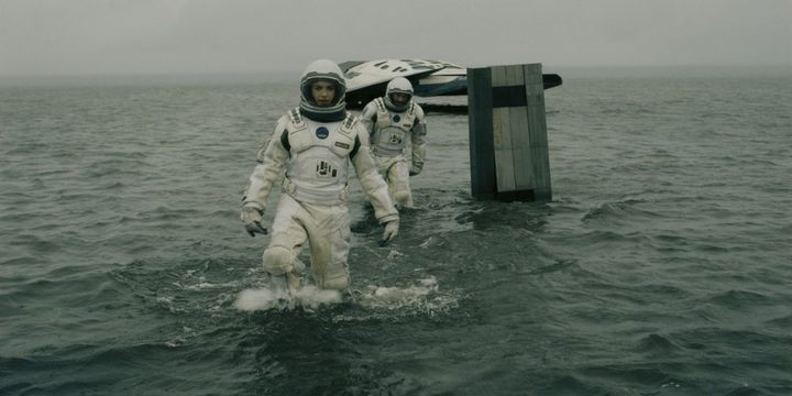 The team lands on a shallow ocean planet in Interstellar.
