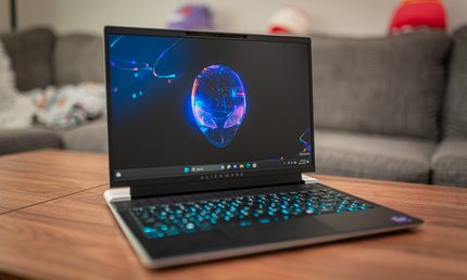 This Alienware gaming laptop with RTX 4050 has a $500 discount ...