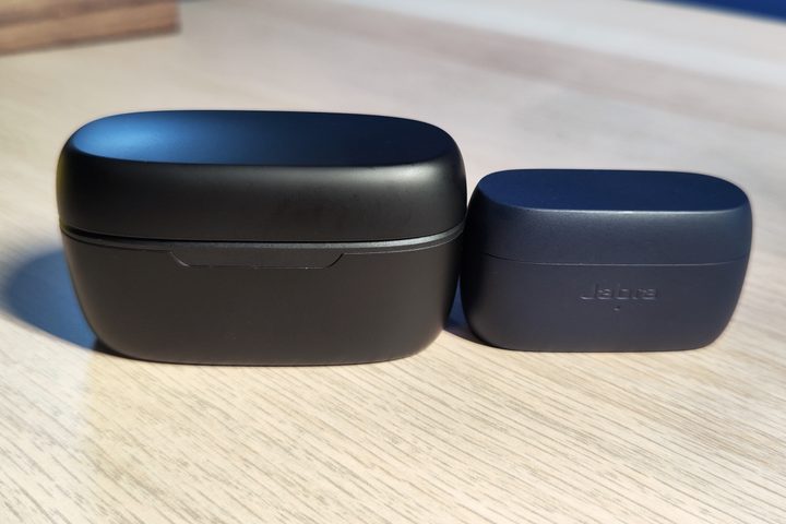 Baseus Bowie MA10 charging case next to Jabra Elite 4 charging case.
