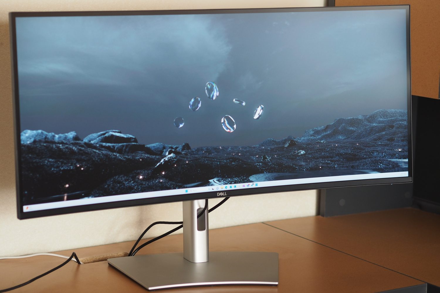This monster Dell monitor does everything well, except one crucial ...