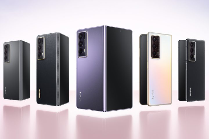 A press shot showing the different Honor Magic V2 models.
