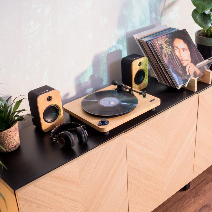 he House of Marley Stir It Up Lux turntable