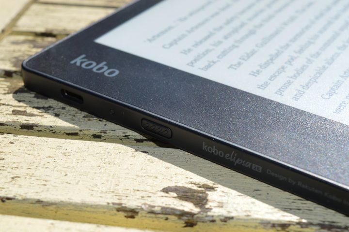 The Kobo Elipsa 2E's USB-C port.