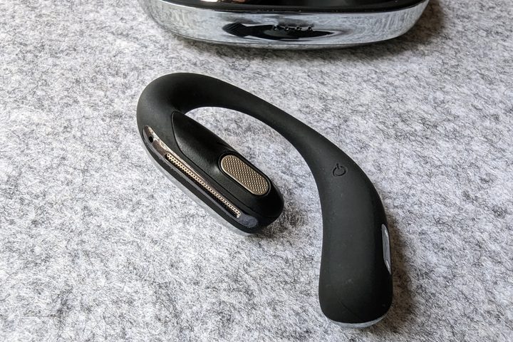 Oladance OWS Pro right earbud interior view.