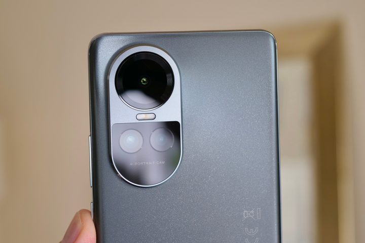 The Oppo Reno10's camera module.
