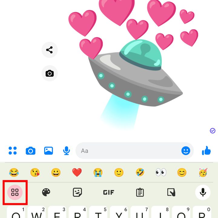 Opening the options menu for Gboard.
