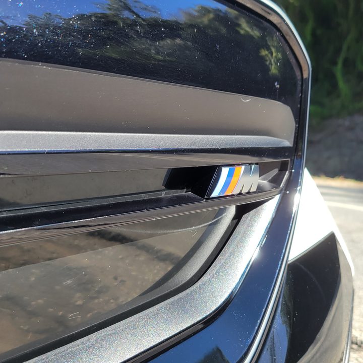 BMW i5 M60 xDrive closeup of M badge