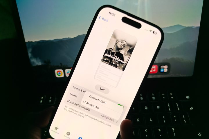 Adjusting sharing preference for contact poster sharing