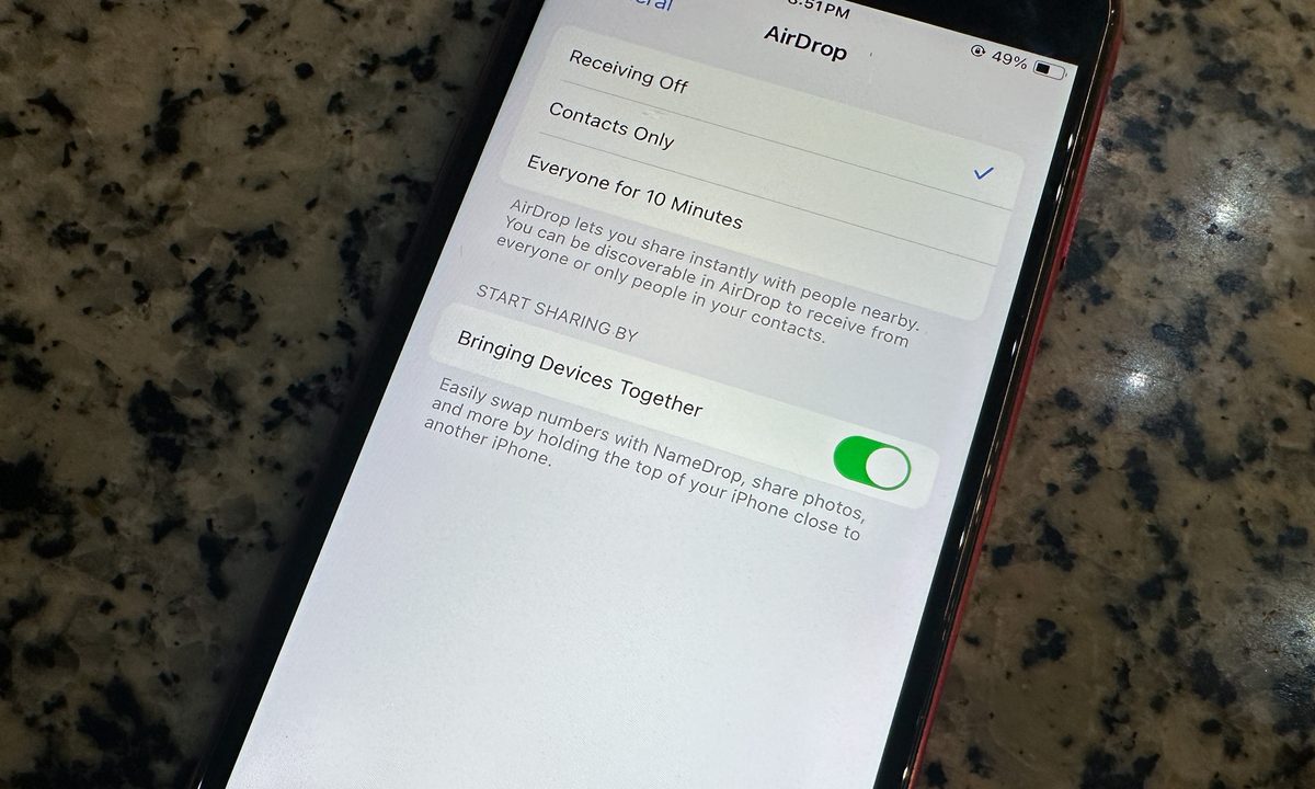 Enabling NameDrop toggle in iOS 17.