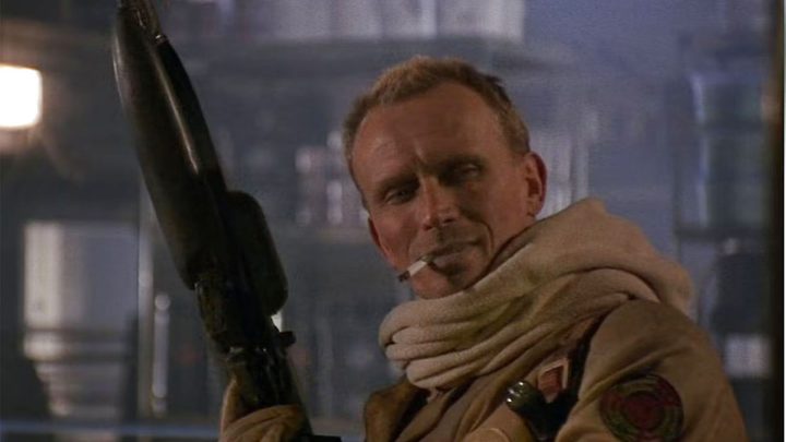 Peter Weller in Screamers.