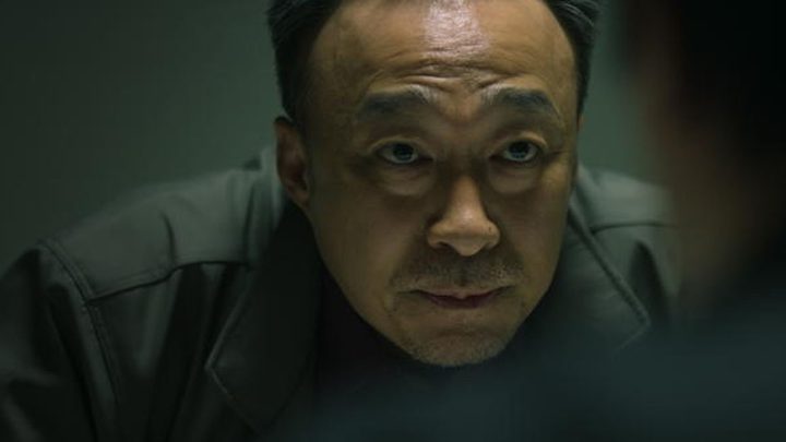 Kim Taek-Rok in Shadow Detective.