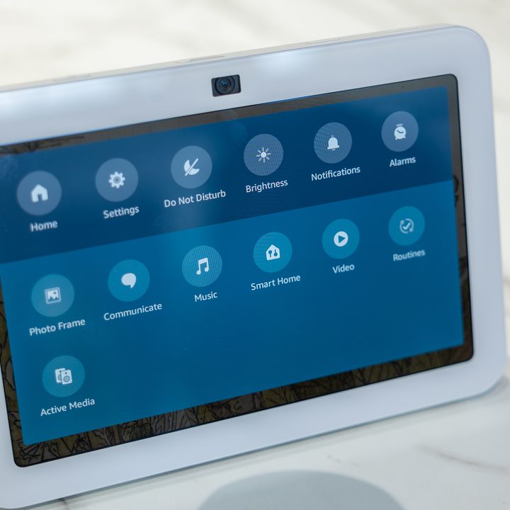 amazon echo show 8 third generation hands on 6