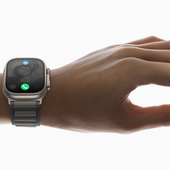 Apple Watch Ultra 2 dual gesture example