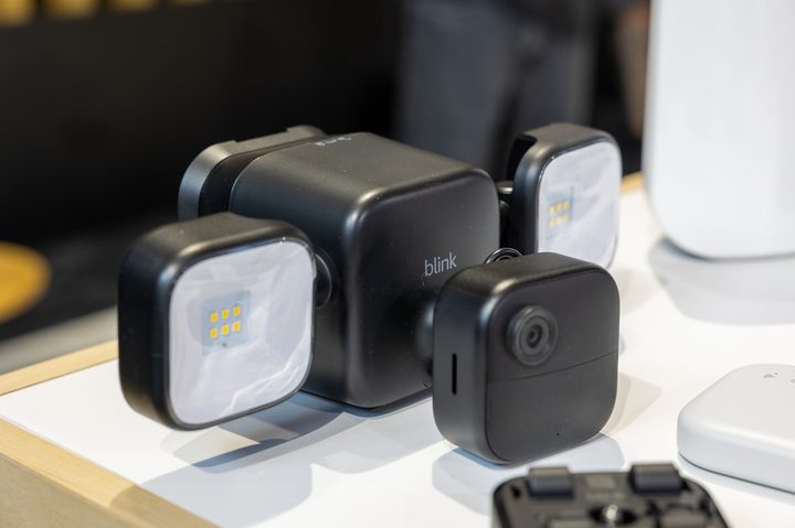 Blink's Outdoor 4 flood light has built-in LED illumination.