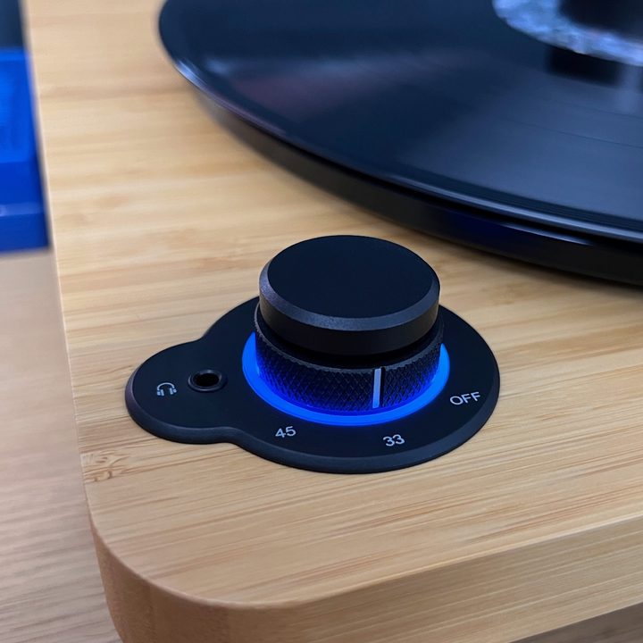 The speed dial of the House of Marley Stir It Up Lux Bluetooth turntable.