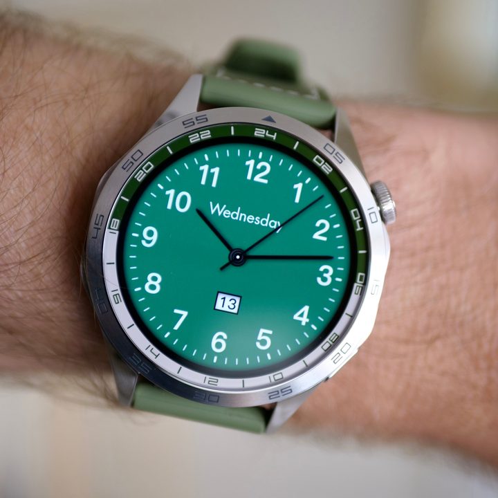huawei watch gt 4 hands on amazing smartwatch for certain phones green face