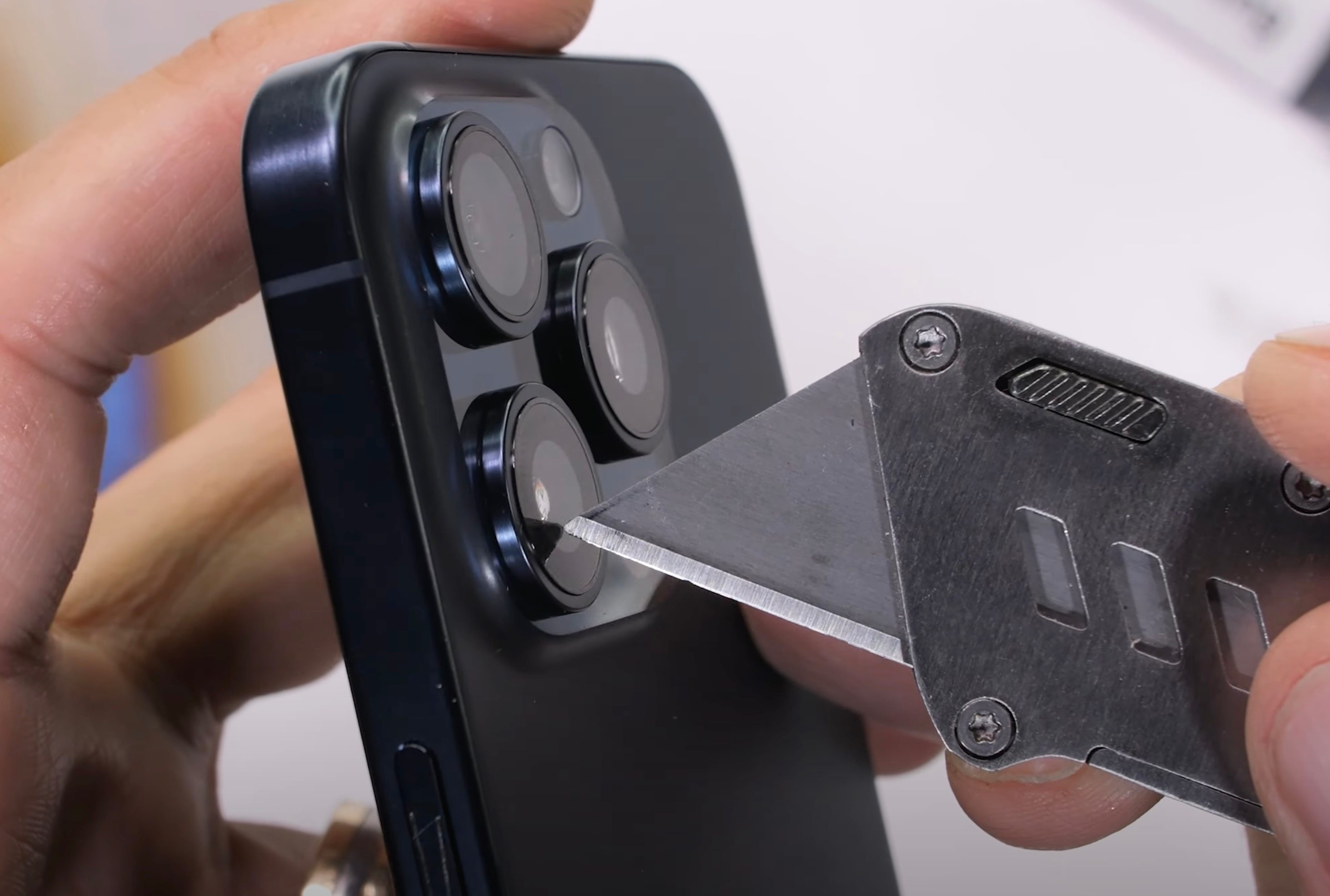 iPhone 15 Pro Max durability test ends with big surprise - Digital