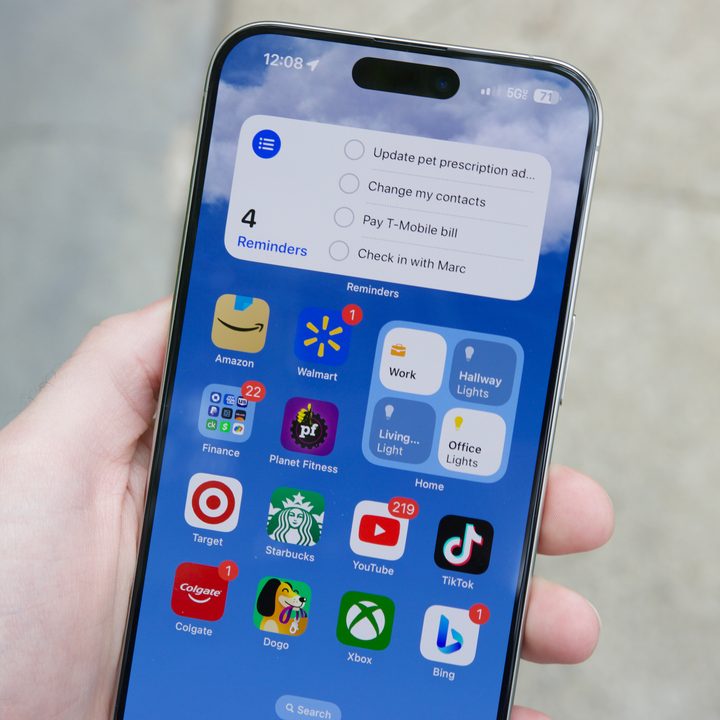 iOS 17 interactive widgets on an iPhone 15 Pro Max.
