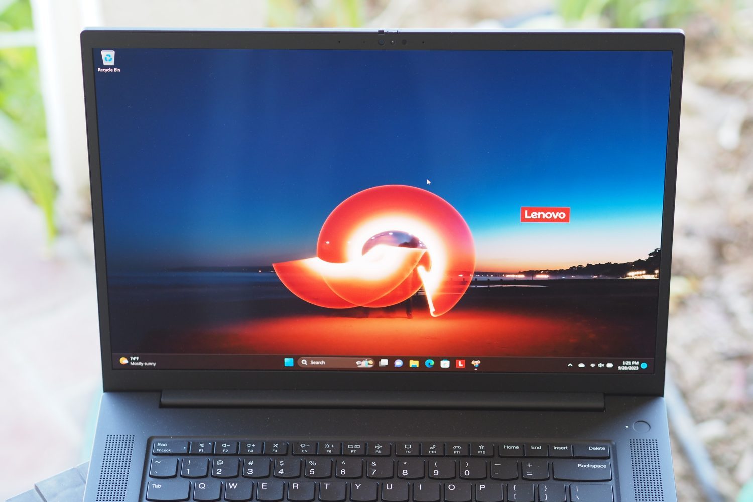 How much is too much? Lenovo's spendy workstation can't make the