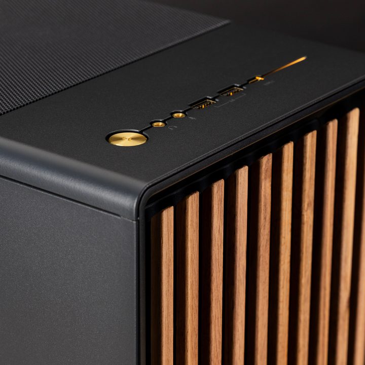 The Maingear North Series desktop PC seen from above, showcasing ports at the top of the case.