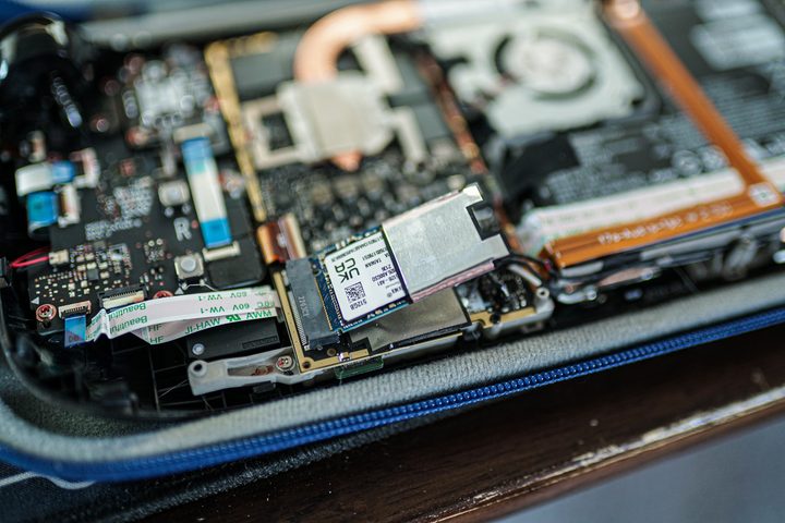 Thermal shield for the Steam Deck SSD.