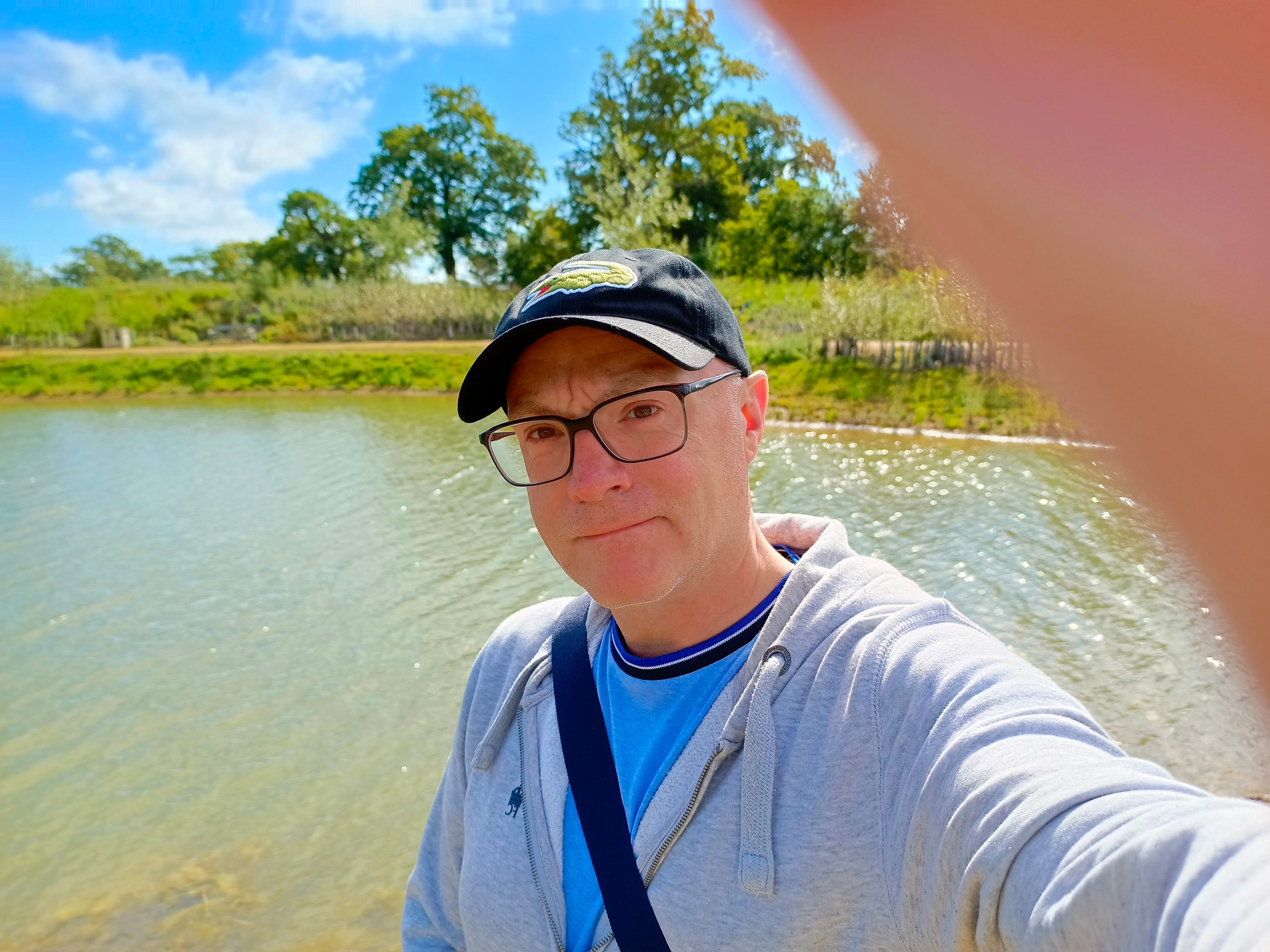 A selfie taken with the Tecno Phantom V Flip's main camera.
