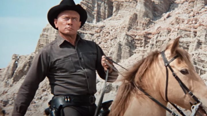 The Gunslinger (Yul Brenner) rides a horse in Westworld