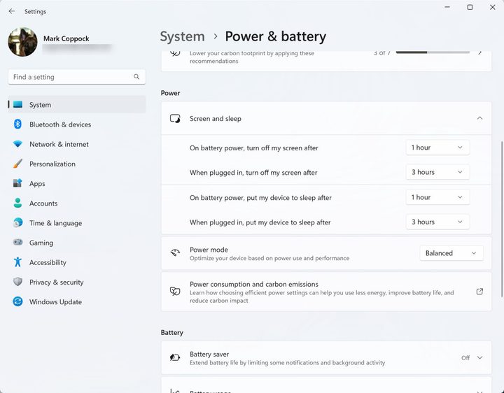 Windows 11 screenshot showing power settings.