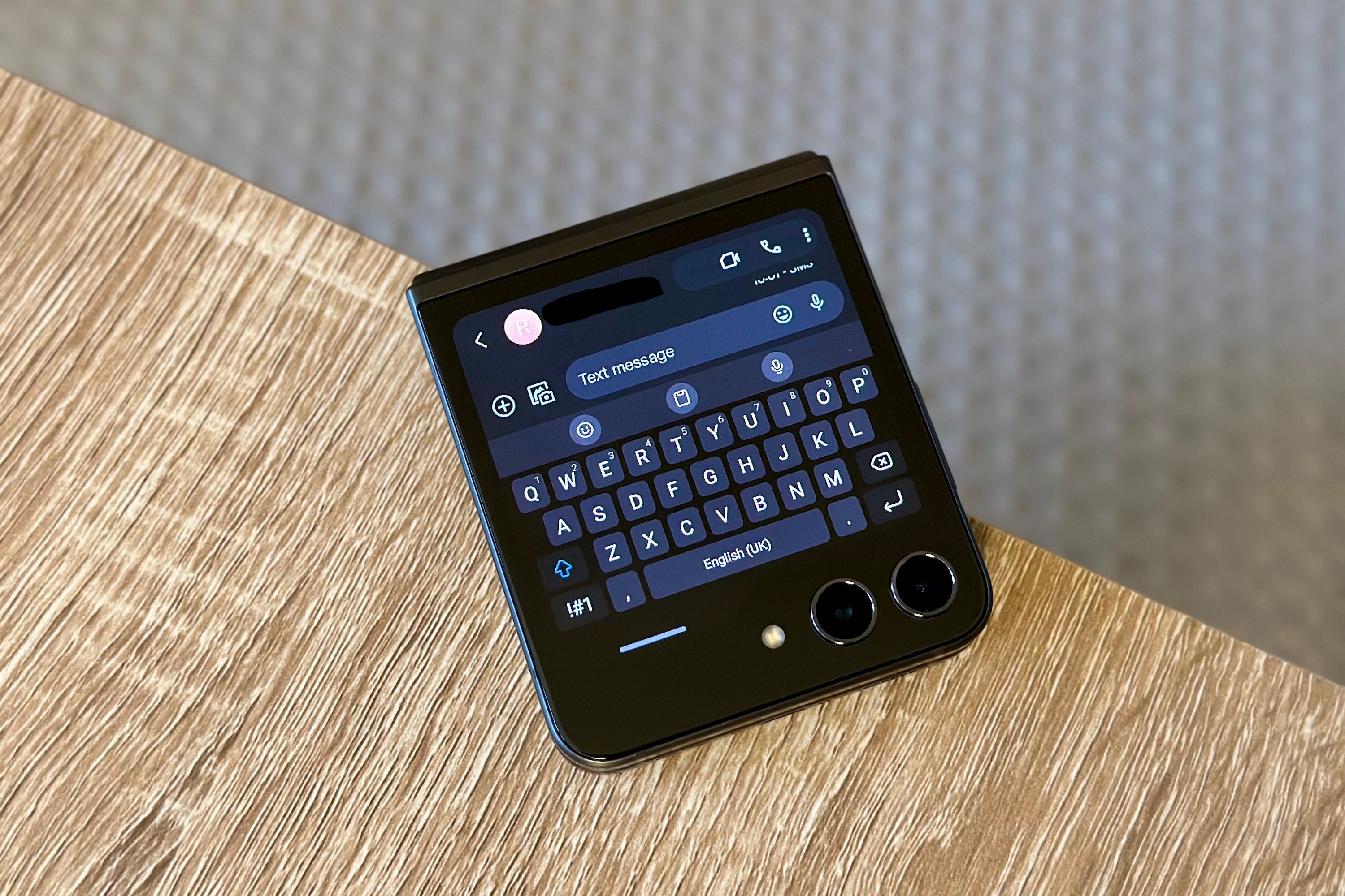 The keyboard on the Samsung Galaxy Z Flip 5.