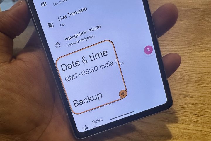 Magnifying device in Android 14.