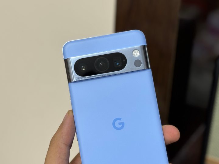 Google Pixel 8 Pro cameras.