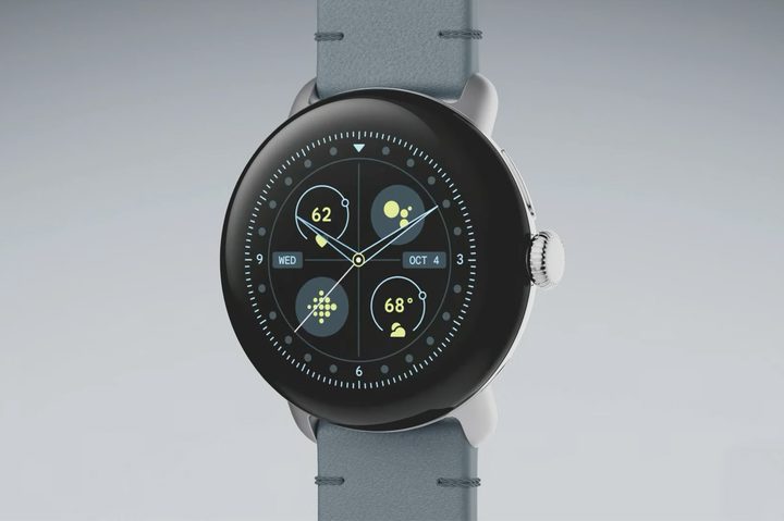 Google Pixel Watch 2 AMOLED display.
