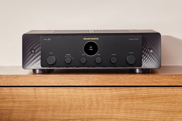 Marantz Model 50 integrated amplifier front panel.