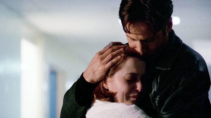 Gillian Anderson and David Duchovny in The X-Files.