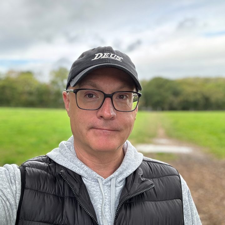 A photo taken with the Apple iPhone 15 Plus's selfie camera.