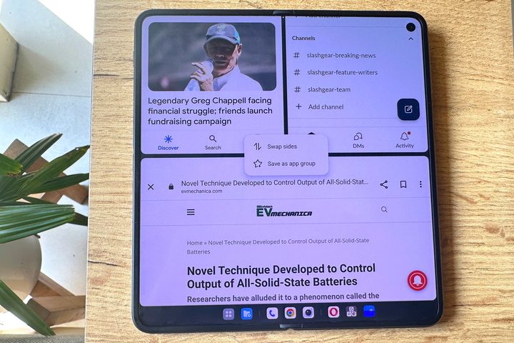 Triple app multitasking on OnePlus Open.