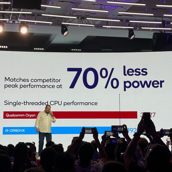 Qualcomm CEO introducing new Snapdragon X Elite chipset.