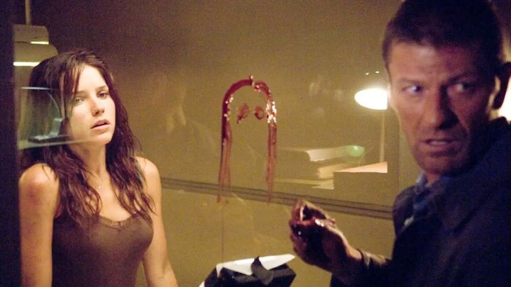 A woman confronts a man in The Hitcher.