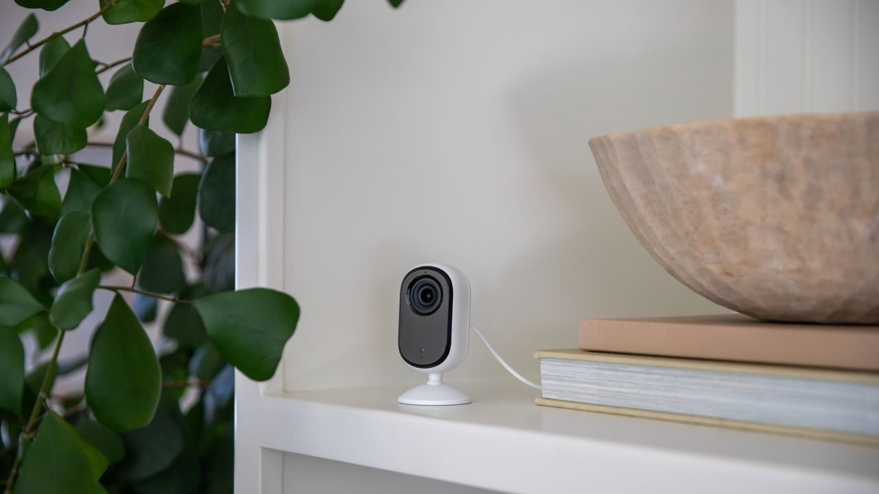 Arlo Essential Indoor Cam