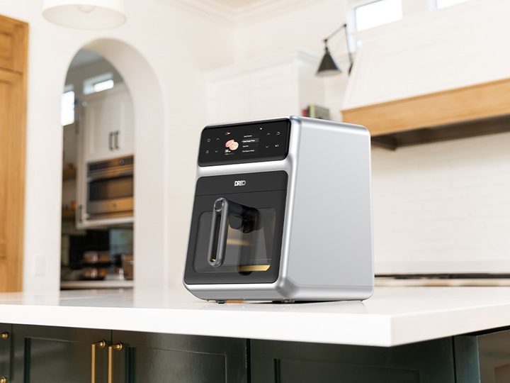 Dreo ChefMaker on counter front facing