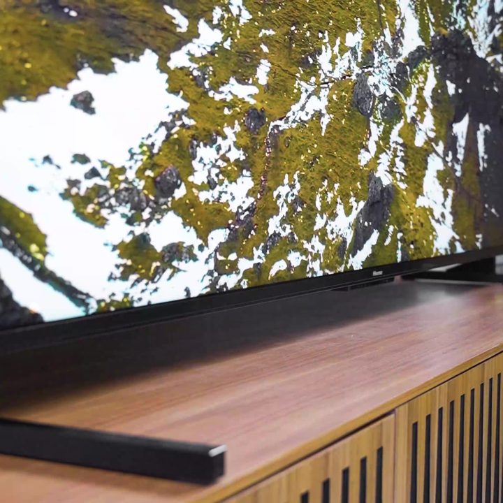 The stand and bottome bezel of a Hisense UX TV.
